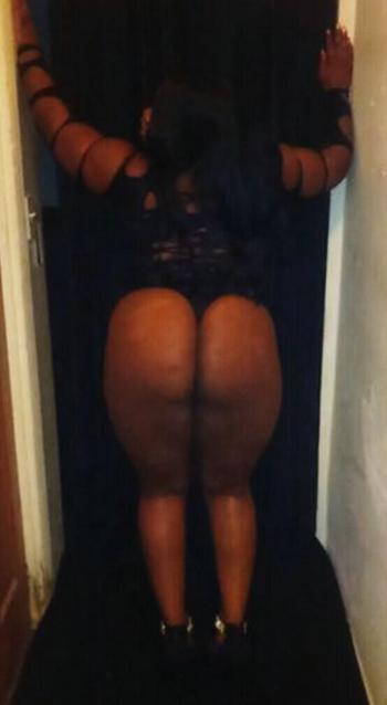 , 25  female escort, Beaumont