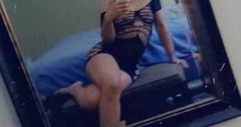 Nicki hardt, 26  female escort, Beaumont