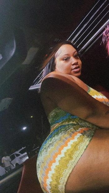 Bella Baggs, 25  female escort, Beaumont