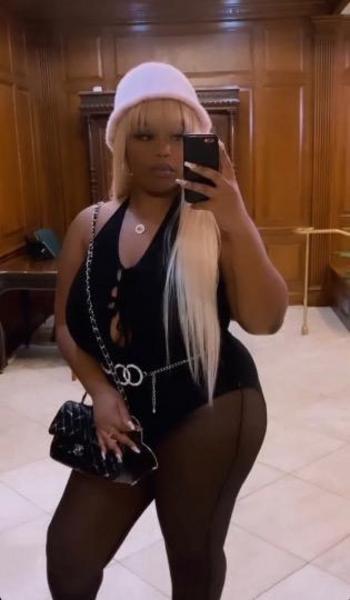 Star, 25  female escort, Beaumont