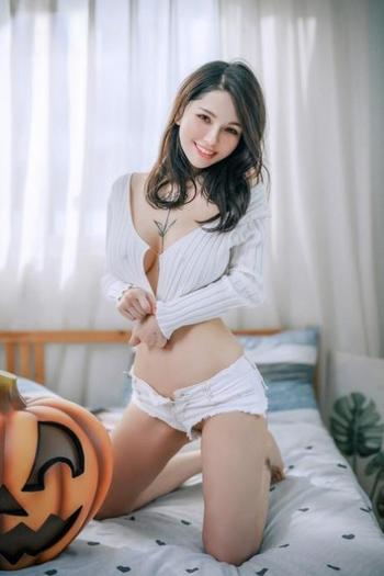 409-828-4650, 23  female escort, Beaumont