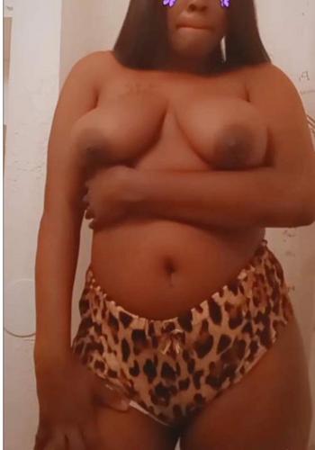 Mika, 33  female escort, Beaumont