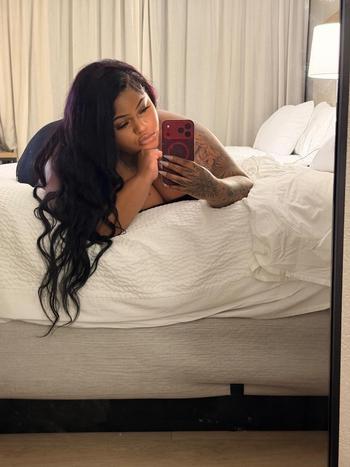 Star, 26  female escort, Beaumont
