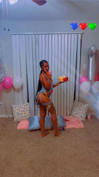Lala, 25  female escort, Beaumont