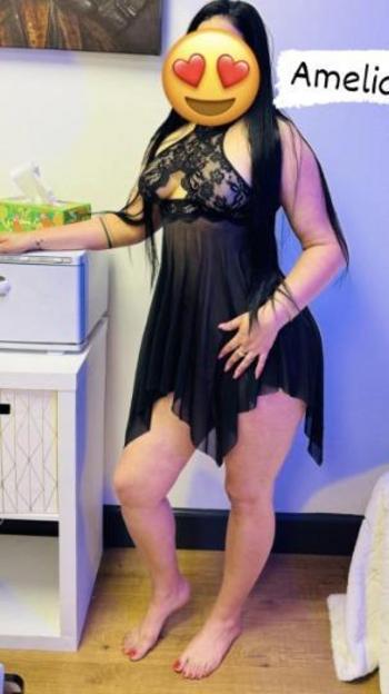 Amelia, 28  female escort, Beaumont