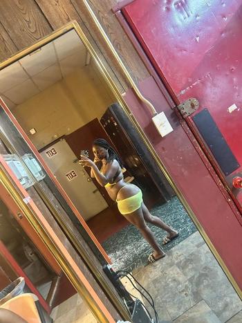 Kasey, 24  female escort, Beaumont
